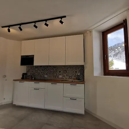 Lägenhet Aura Snowy Peaks At The Foot Of The Matterhorn - Cerviniaholidays-com *